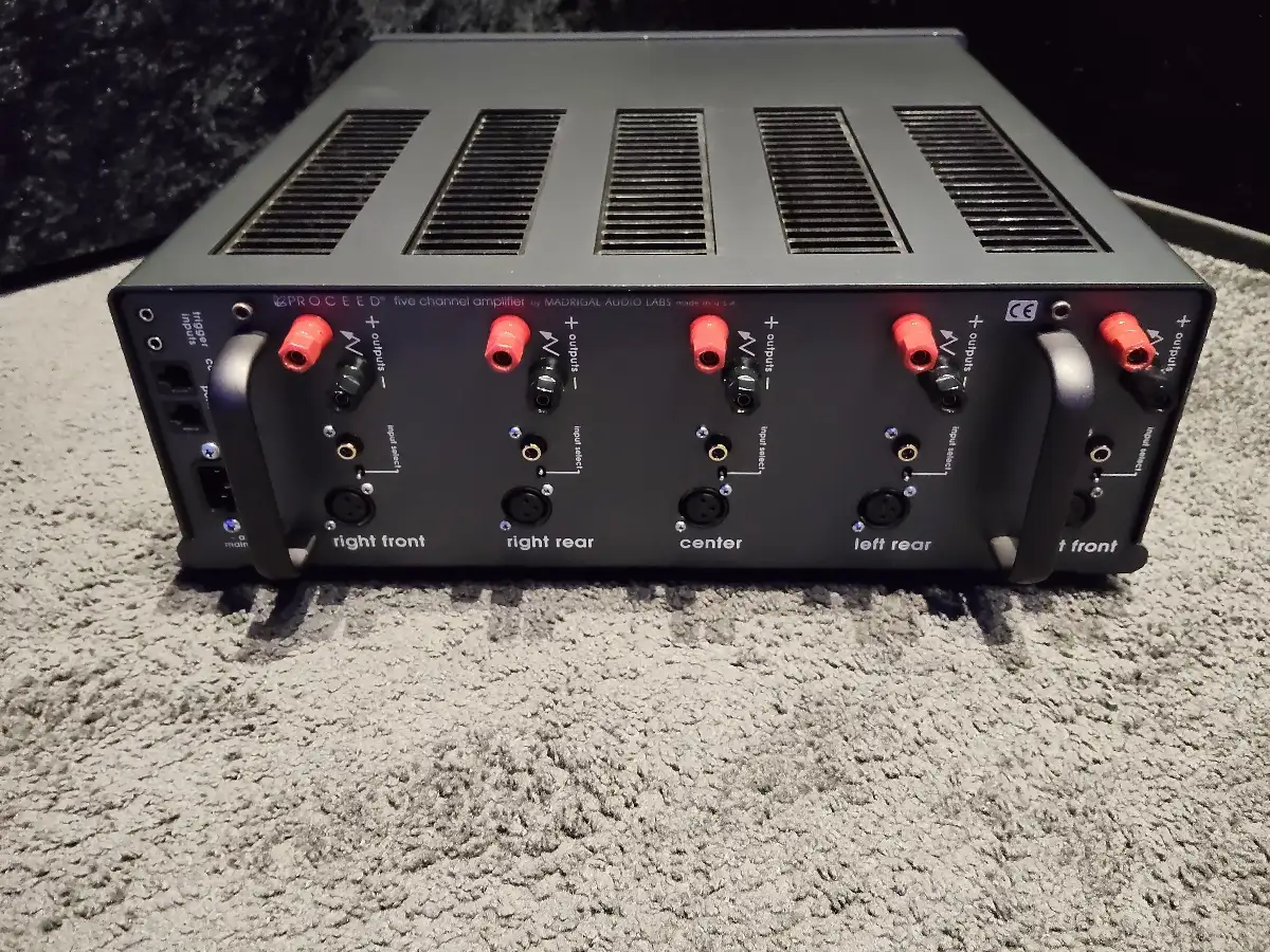 Ampli de puissance 5 canaux Proceed AMP 5 thx