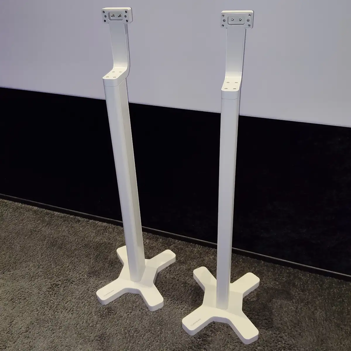 Pieds monitor audio apex stands blanc